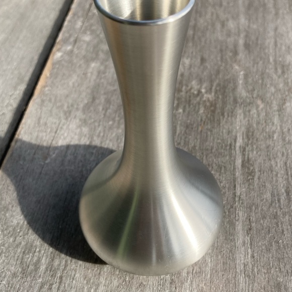 Royal Selangor | Hand Finished Generic Collection Pewter Bud Vase - Picture 11 of 14